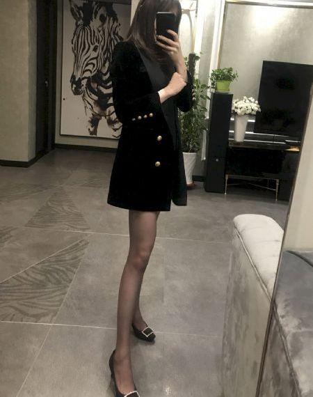 全红婵好像误入巨人国