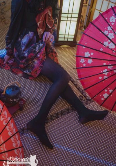 午夜免费观看视频