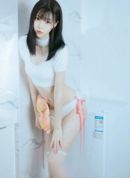 日本真人边吃奶边做爽免费视频