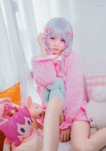 女机械人完整版