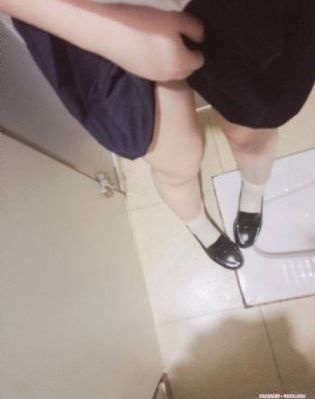 够了够了到高c了好多水视频