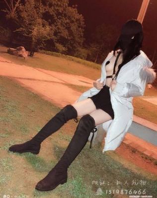 美丽的她