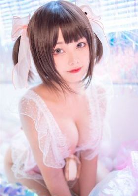 秘女琴
