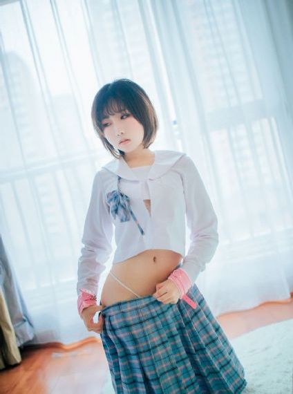 美女被到爽流触手
