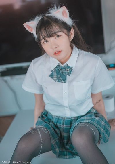 免费三级伦理片